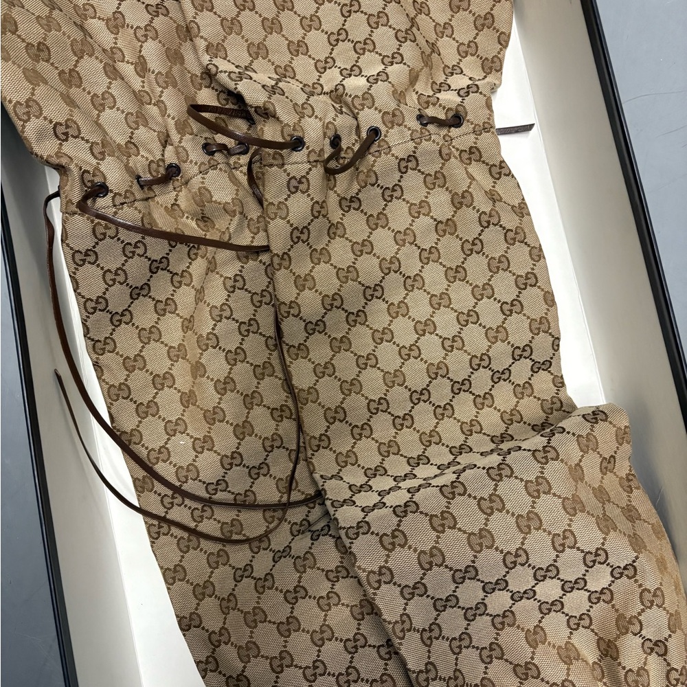 Gucci Women's Beige Patterned Heeled Boots - Picture 3 of 8